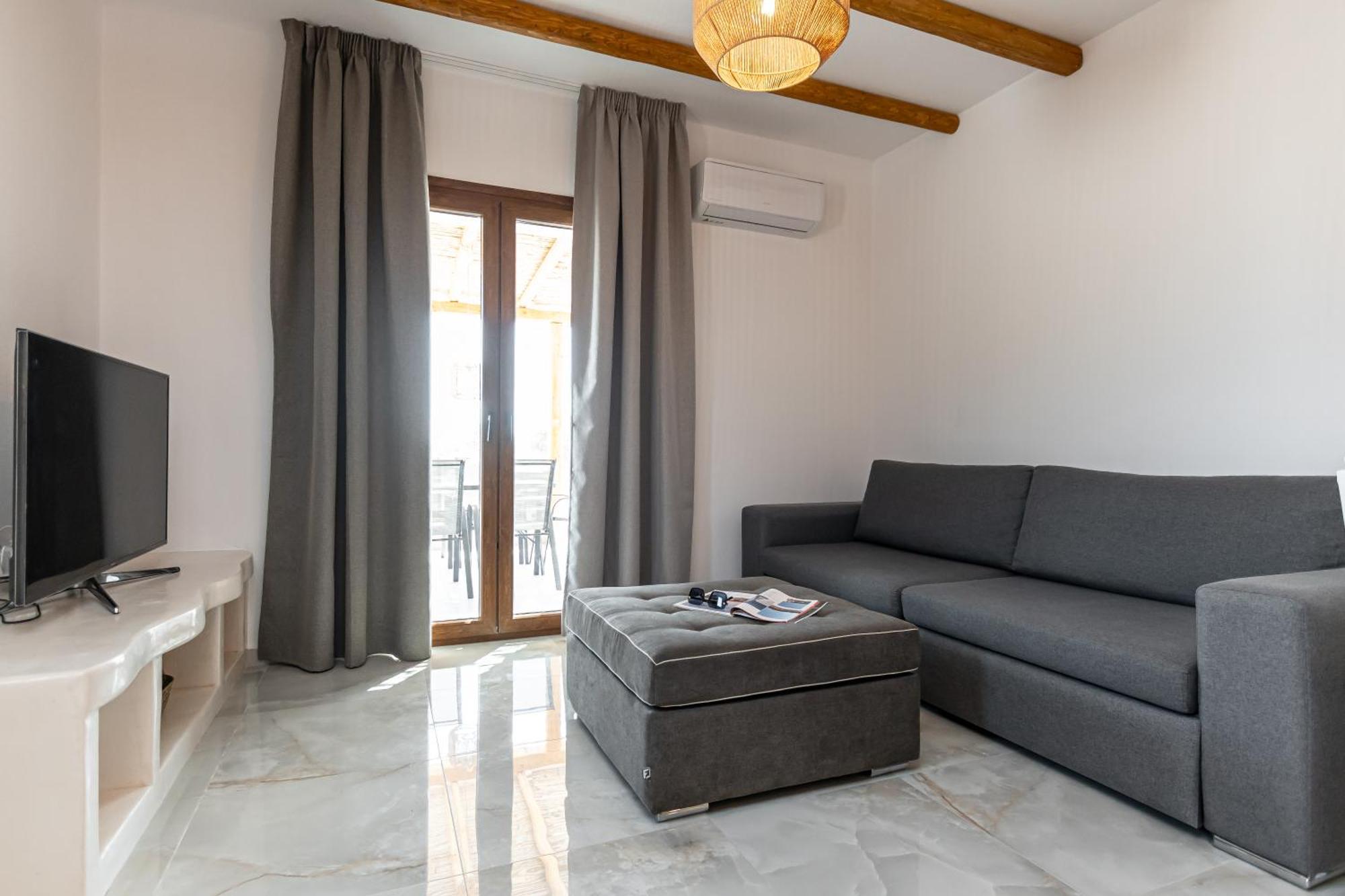 Naxos Beachwalk Villa Plaka Maragkas Bagian luar foto